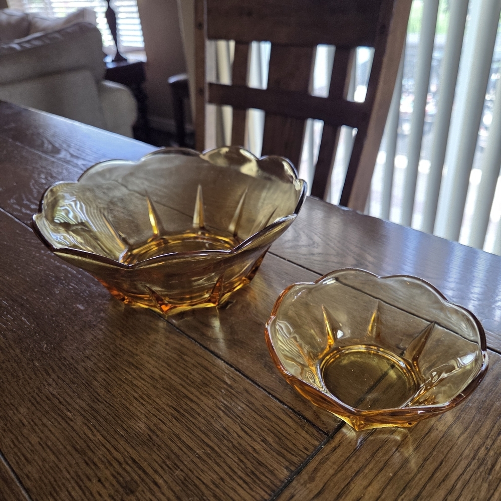 Anchor Hocking Honey Gold Chip And Dip Bowls